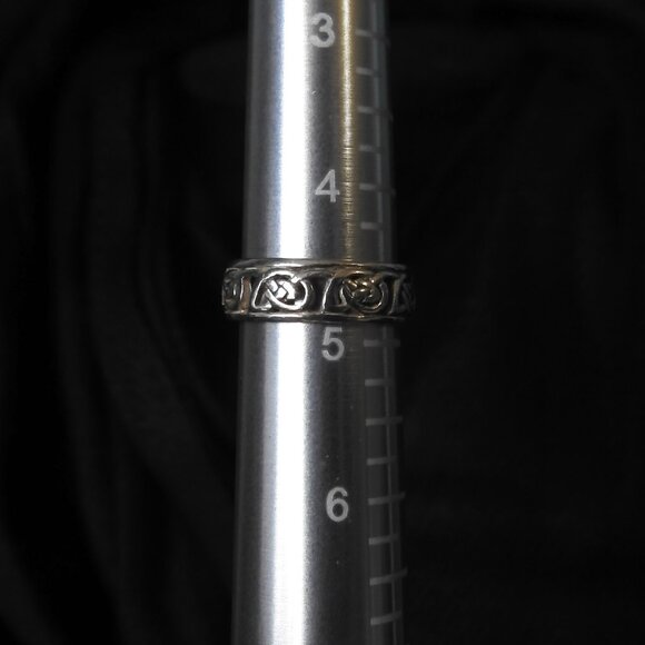 Sterling Silver Celtic Ring Band Size 4.75 - Picture 9 of 12